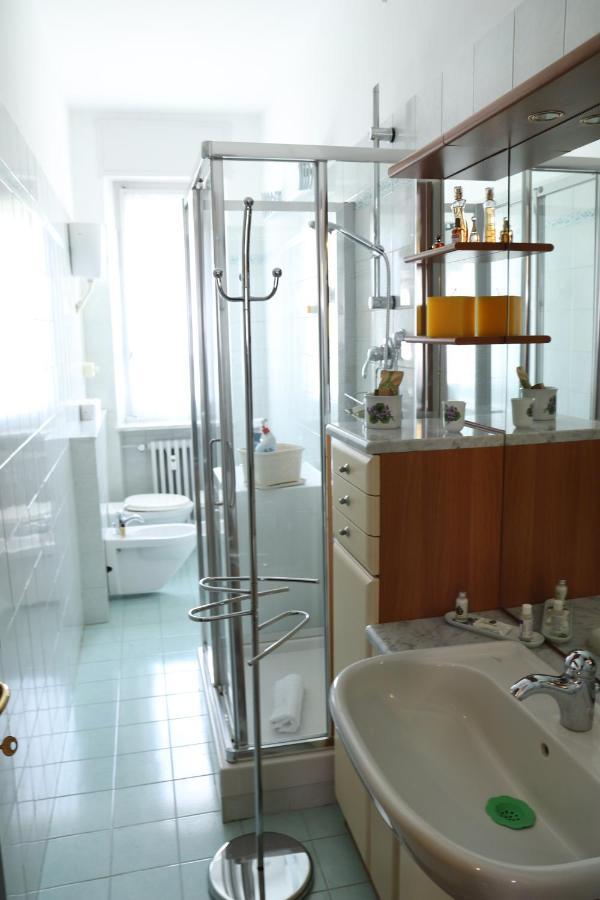 La Casa Di Valentino - Grazioso Ed Ampio Bilocale Apartment Asti Luaran gambar